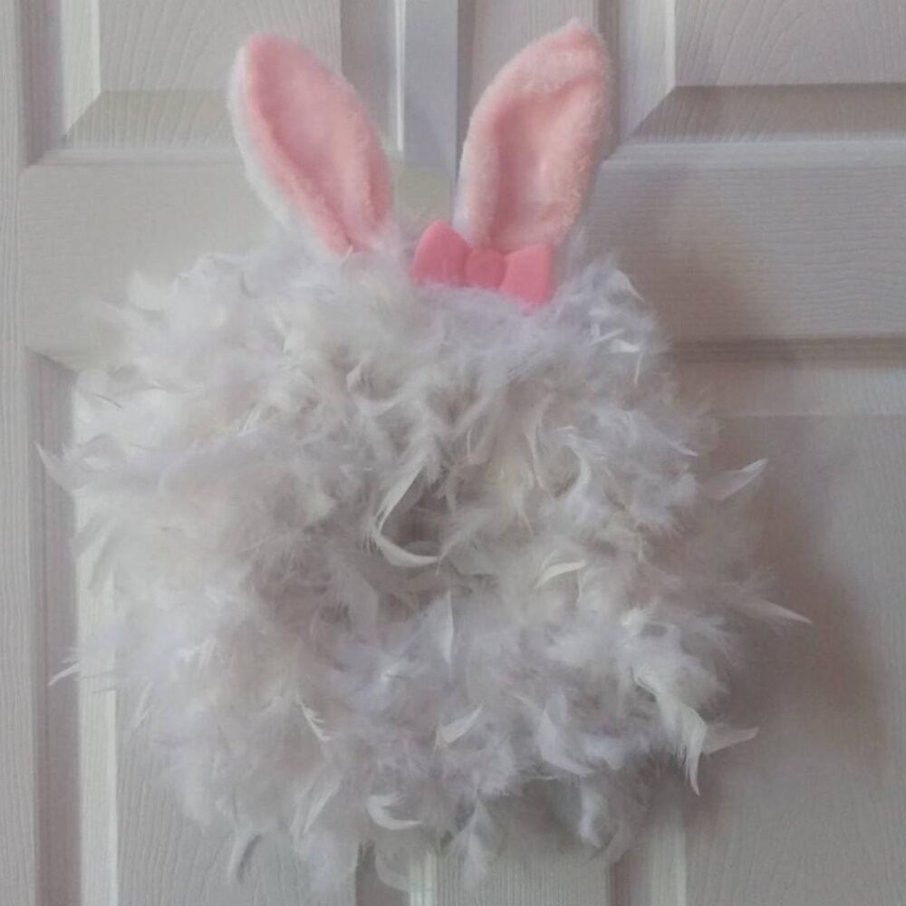 NEW  - Handmade Easter bunny wreath